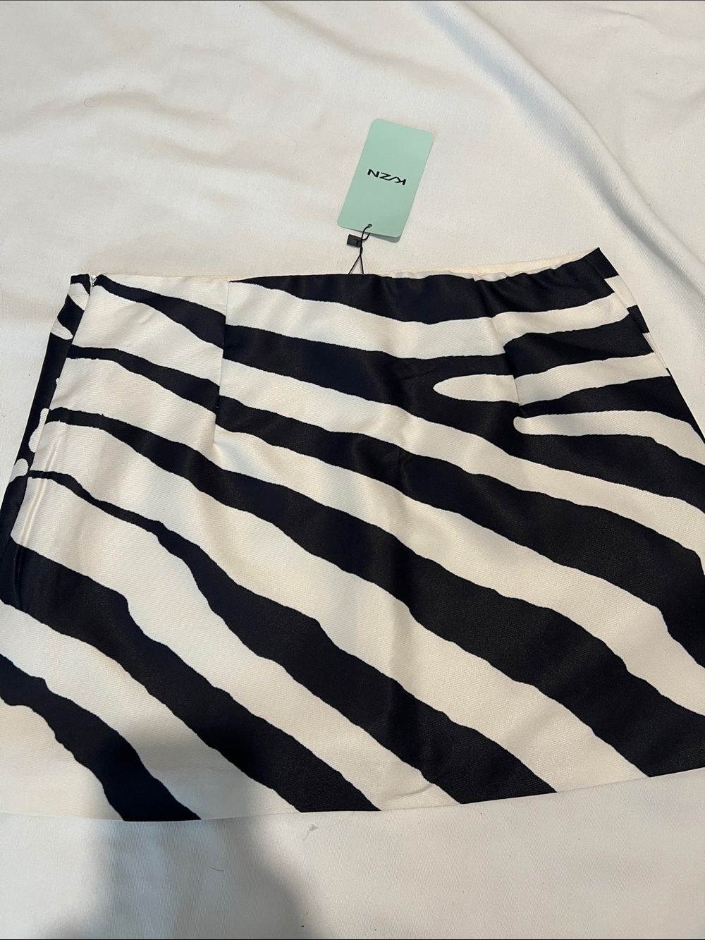 Zebra-Pattern Mini Skirt in Black & White - Picture 12 of 13